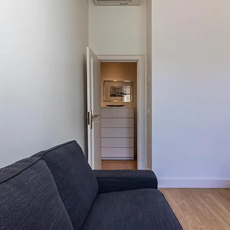 Apartment Cozy In Chiado, Historic Center Of